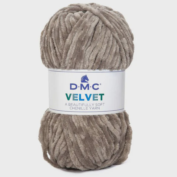 DMC Velvet Chunky/14 Ply.