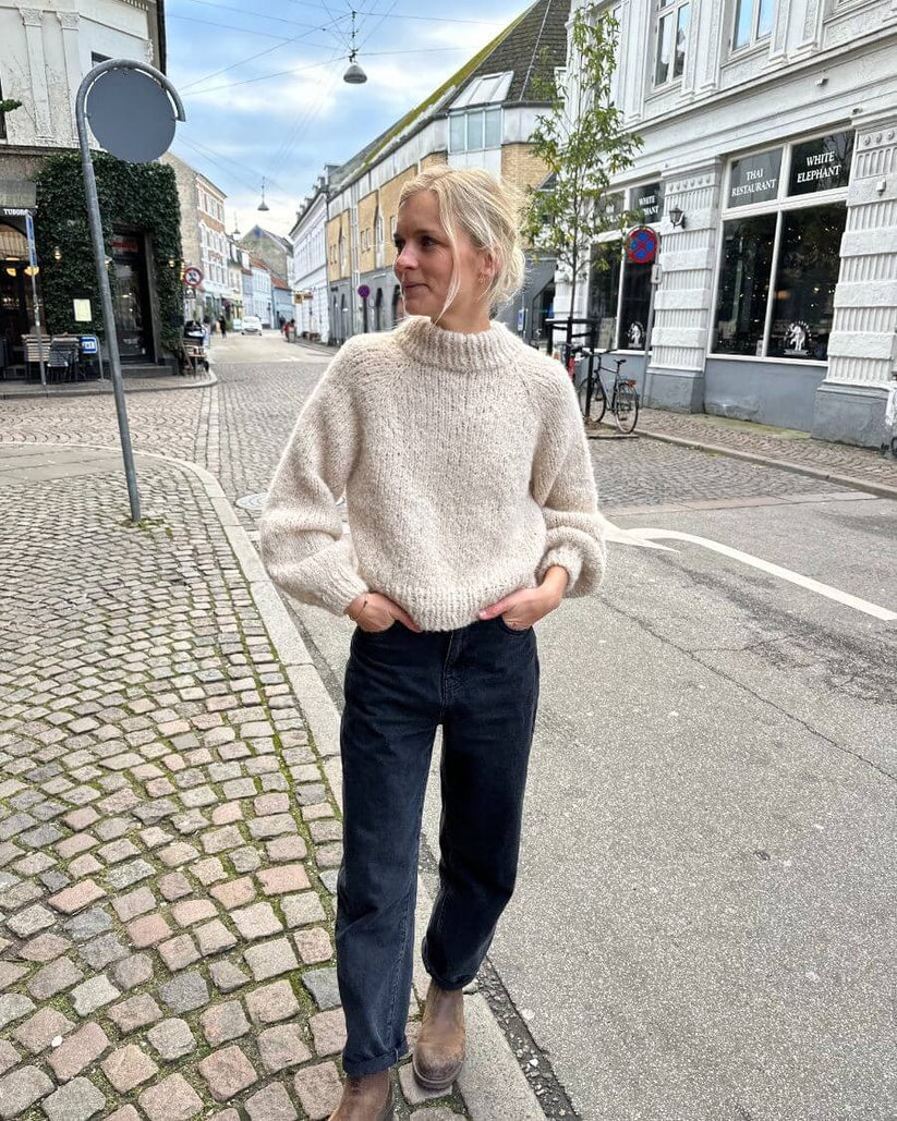 Louisiana Sweater Knitting Pattern - Beginner Raglan Jumper