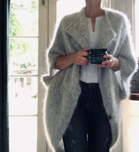 Lake Wanaka Throwover in 12ply Touch Yarns Kit