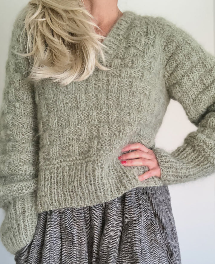 Drybread V Neck Jumper in 12py Touch Yarns Kit