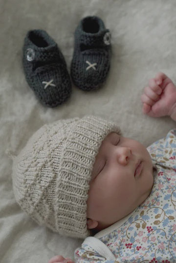 Princess Maude Hat in Broadway Premium DK