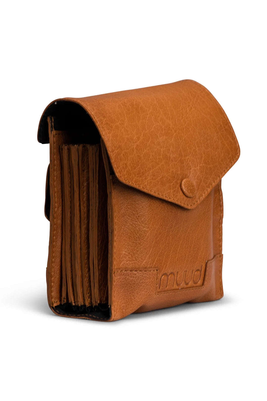 Betina Needle Leather Case