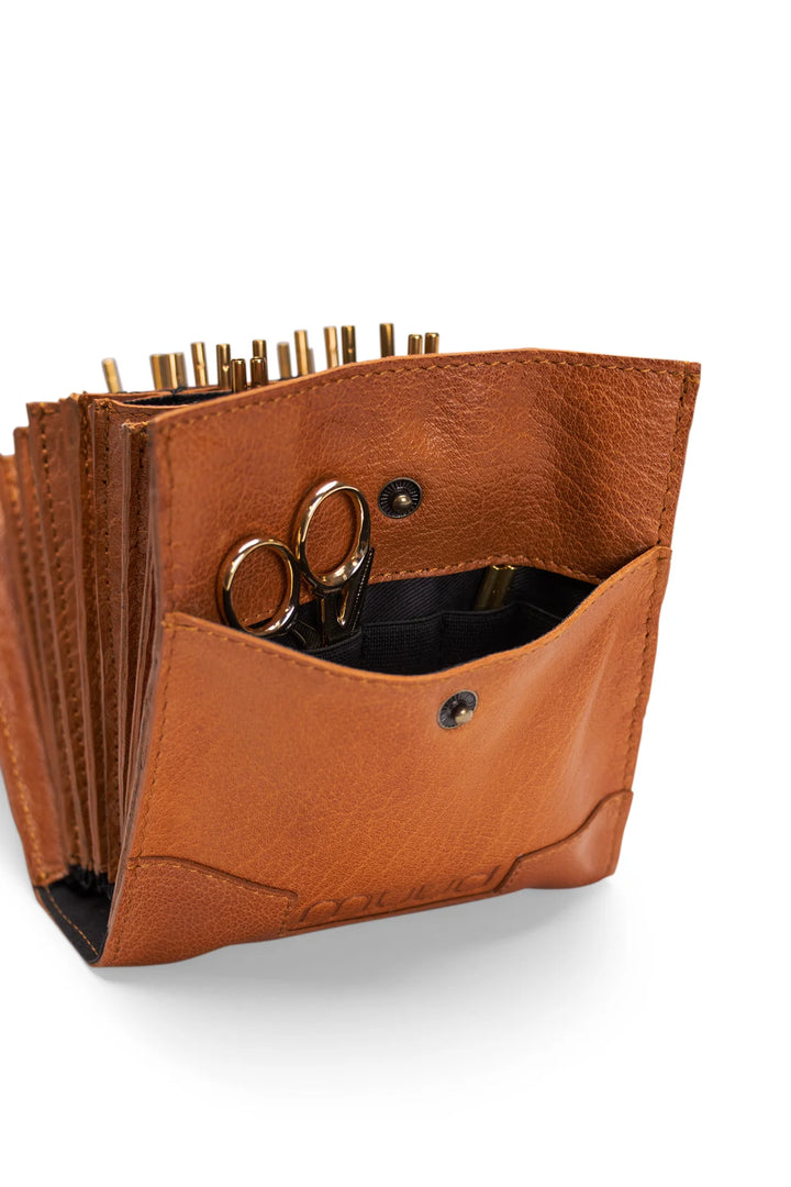 Betina Needle Leather Case