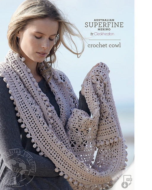 Cleckheaton Pattern 427 Crochet Cowl.