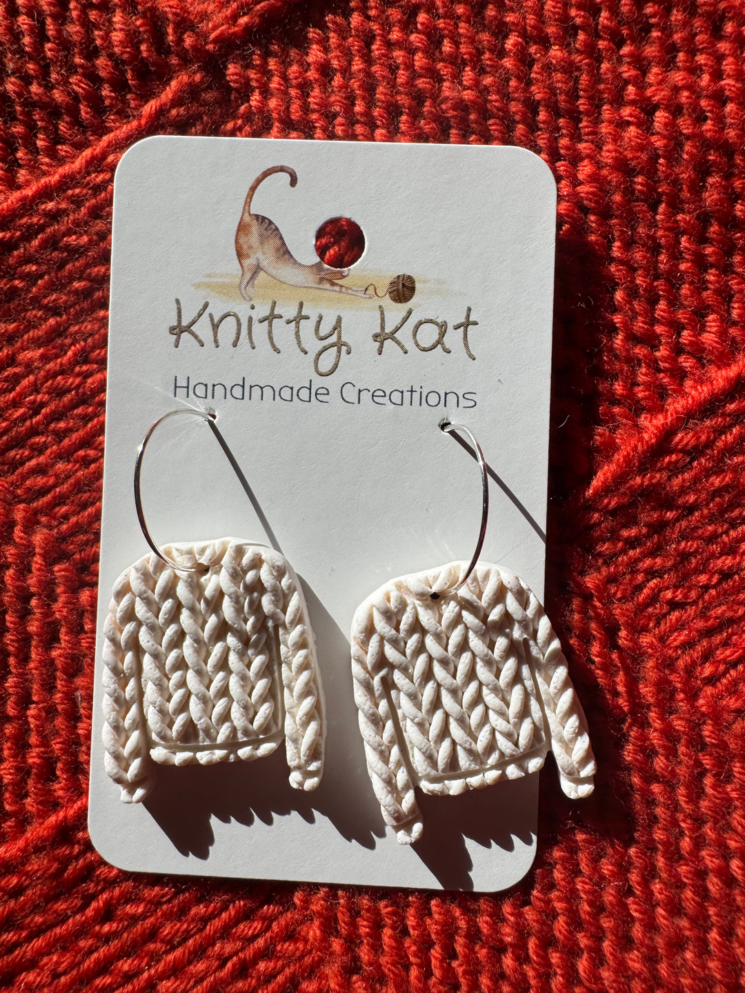 Knitty Kat sweater earrings - cream