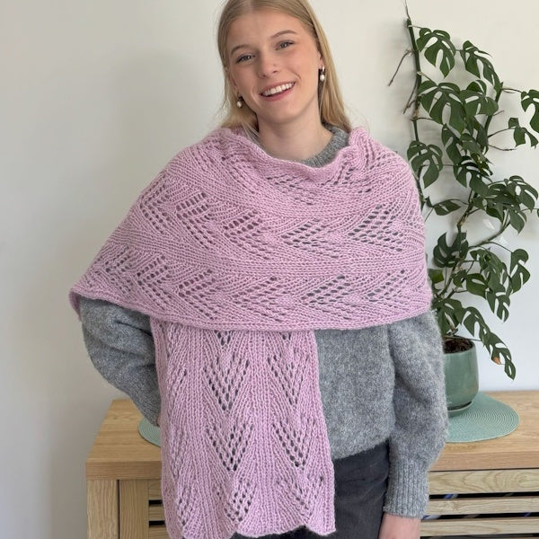 Lace and Rib Zig Zag Wrap - N1797