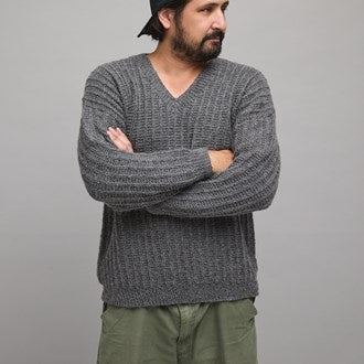 Taro Sweater in Hamelton Tweed 10 Ply Kit
