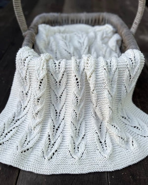 The Kiwi Stitch and Knit Co Willow Blanket - (8ply)