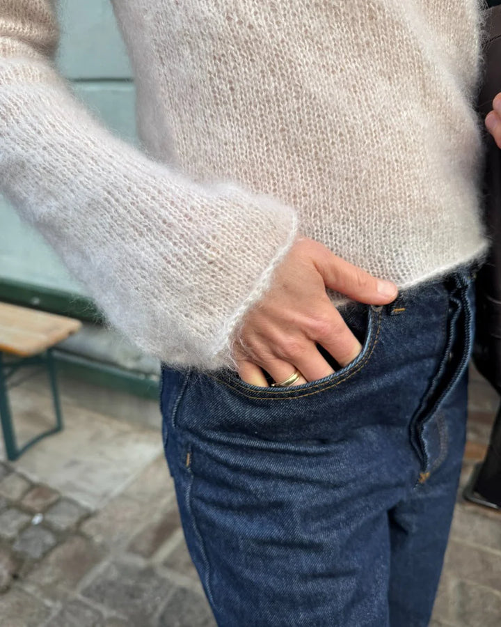 Bea Blouse - (2ply/laceweight)