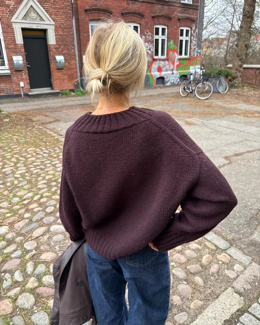 Hannah Sweater V veck- Petite Knit