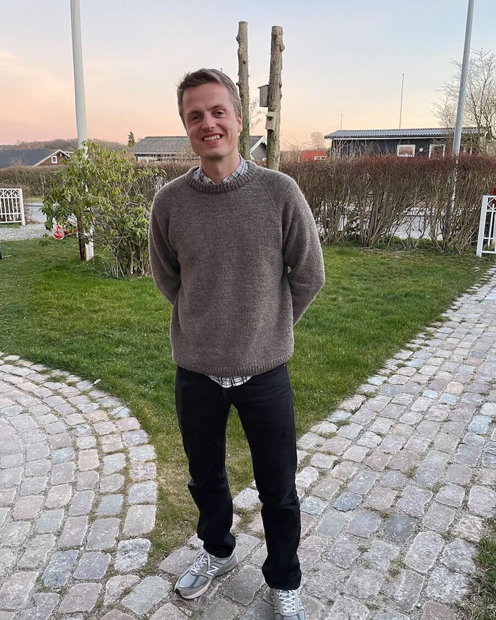 Hanstholm Sweater - Petite Knit (Men's 10ply)