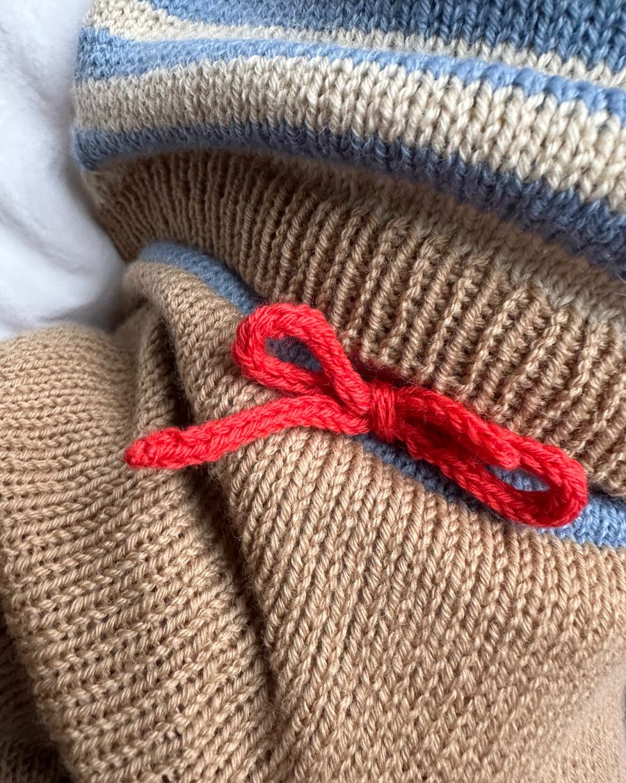 Holger Baby Set (Petite Knit) - (4ply Baby)