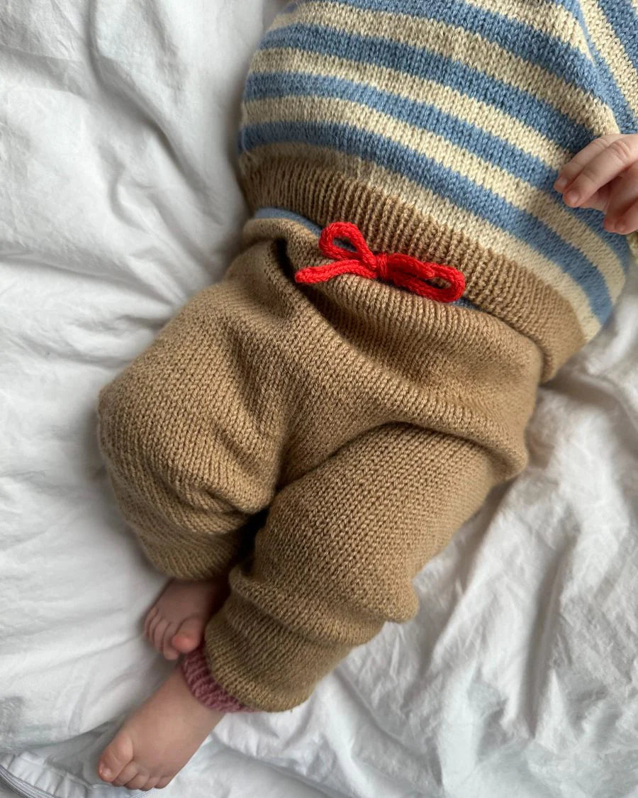 Holger Baby Set (Petite Knit) - (4ply Baby)