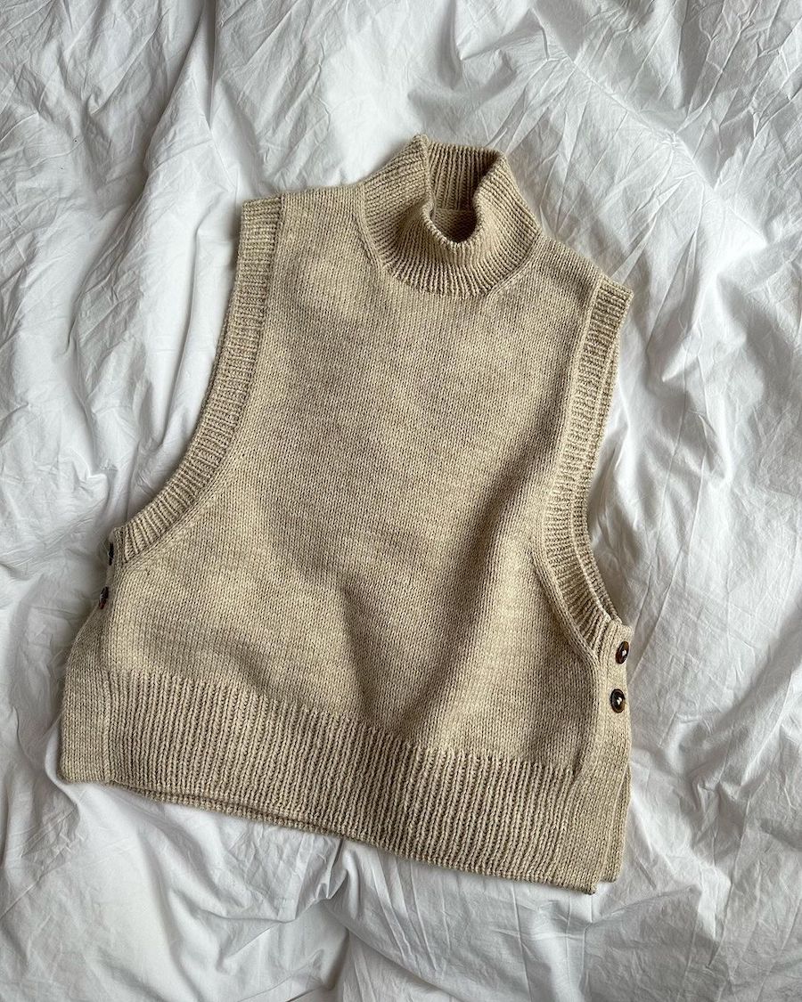 Lulu Slipover - (8ply Adult)