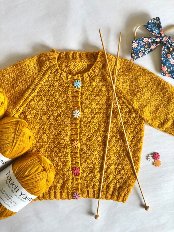 Touch Yarns Pattern 138 Muster Cardigan 4 Ply.
