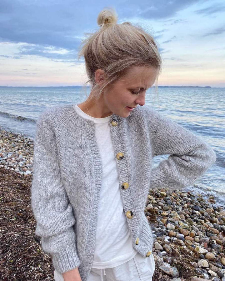 Novice Cardigan Chunky Edition - Petite Knit