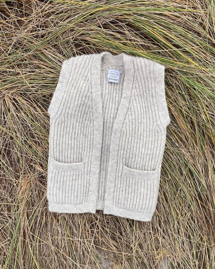 November Vest - (8ply)