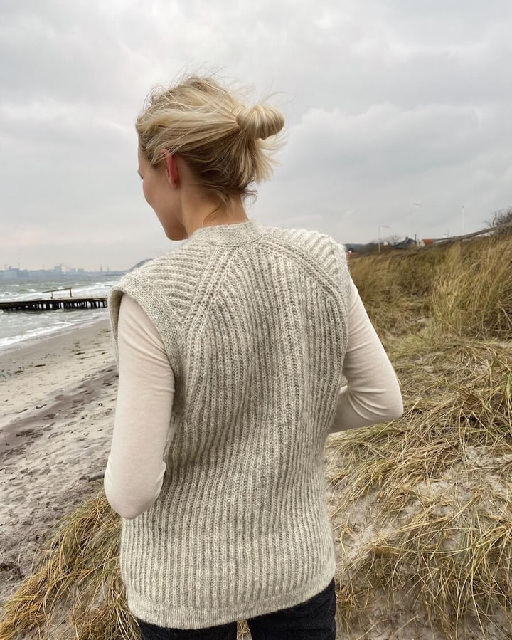 November Vest - (8ply)