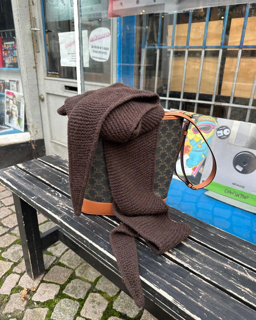 Sophie Shawl - Petite Knit Woman